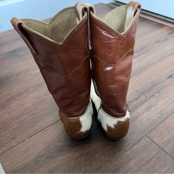 Vintage handmade cowhide and fur western boots, size 6.5 - Picture 6 of 11